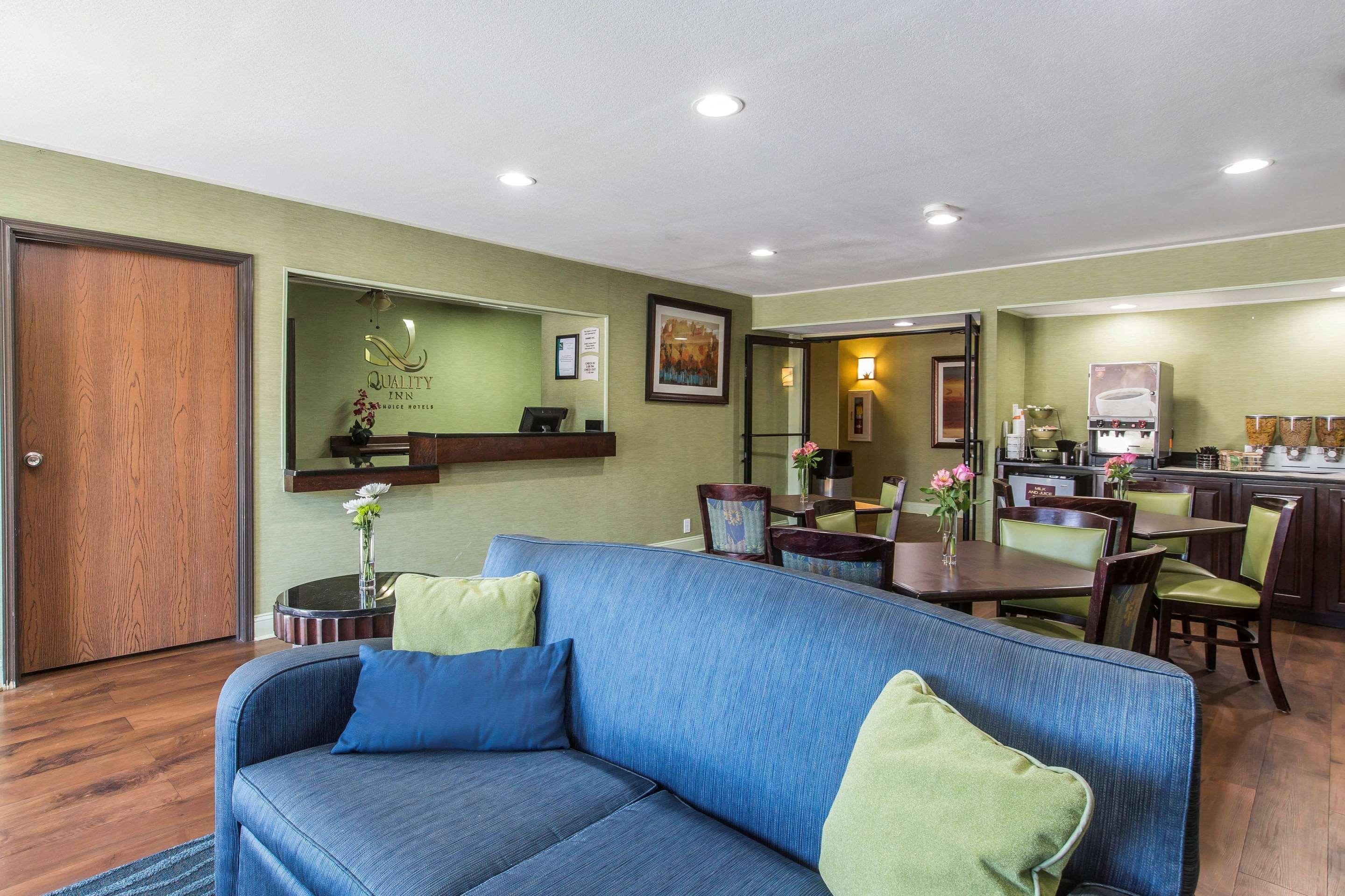 Quality Inn Cedartown Екстериор снимка